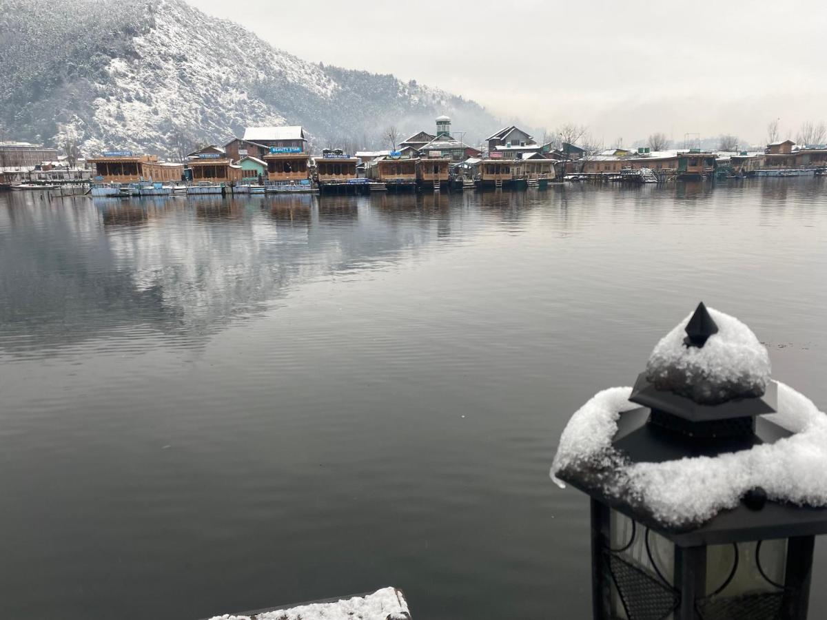 Green Heritage Group Of Houseboats ศรีนาการ์ ภายนอก รูปภาพ